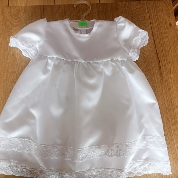 Wizytowa sukieneczka